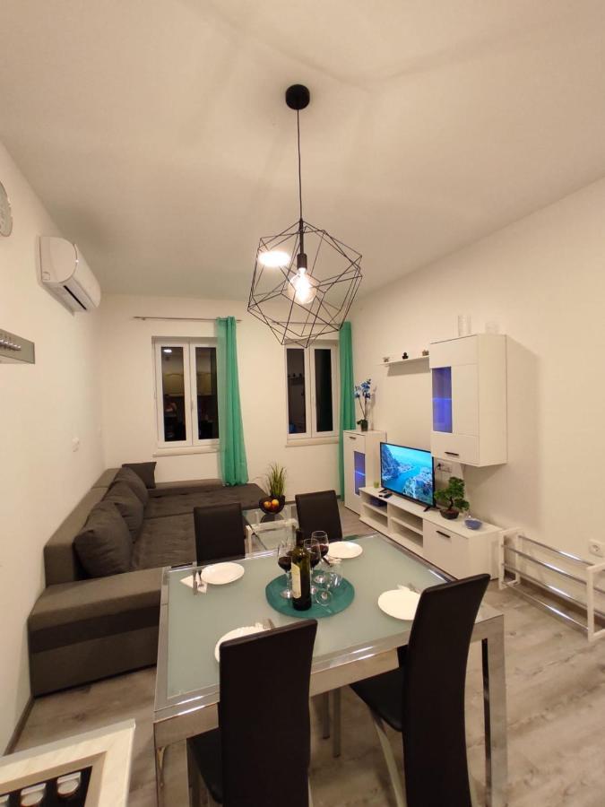 Apartment Ravnice Omis Luaran gambar