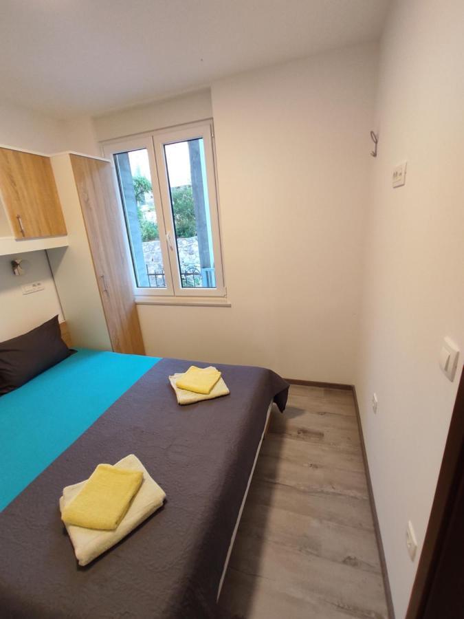 Apartment Ravnice Omis Luaran gambar